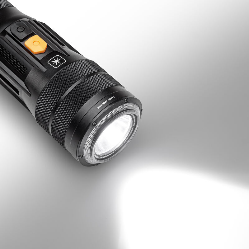 Long Range Flashlight with SLD LaserLight Technology
