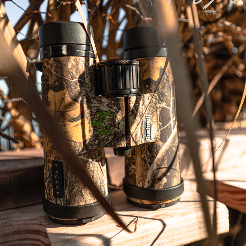 Engage X 10x42 Binoculars Real Tree