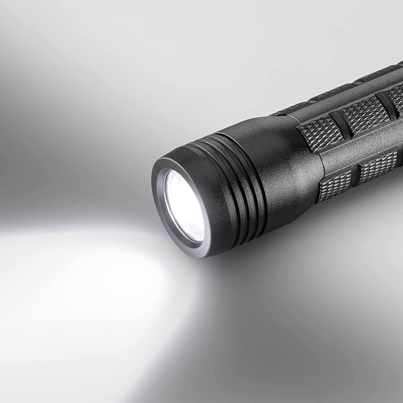 Tactical 700 Lumen LED Flashlight